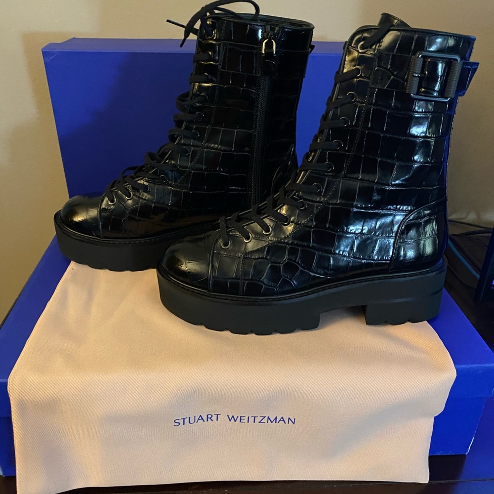 Stuart Weisman, printed soft croc Booties